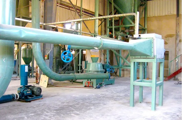 Machine de revêtement de broyeur turbo